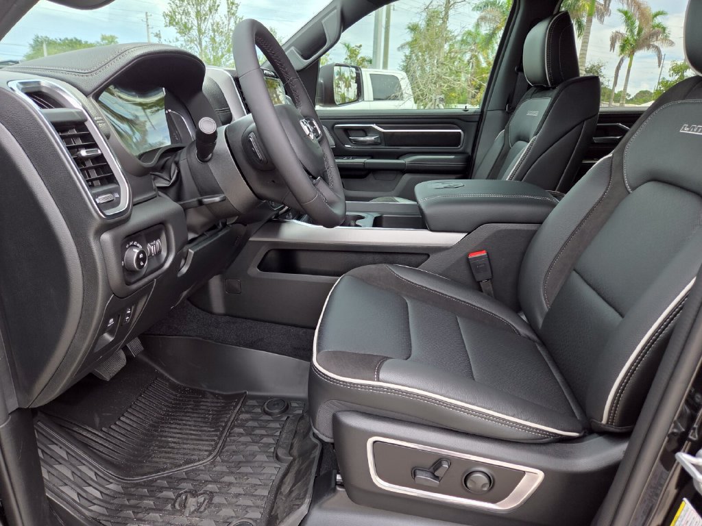 New 2027 RAM 1500 Laramie w/ Night Edition RWD image 27