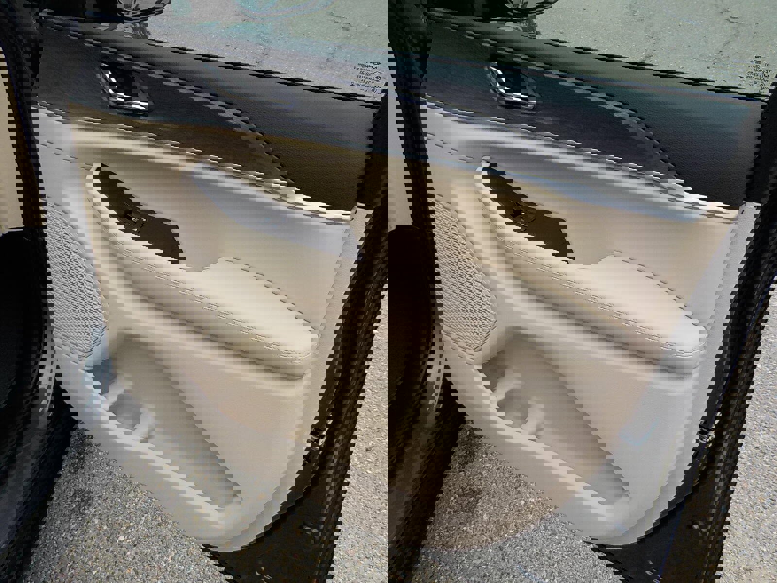 New 2025 Jeep Grand Cherokee L Limited w/ Black Appearance Package image 28