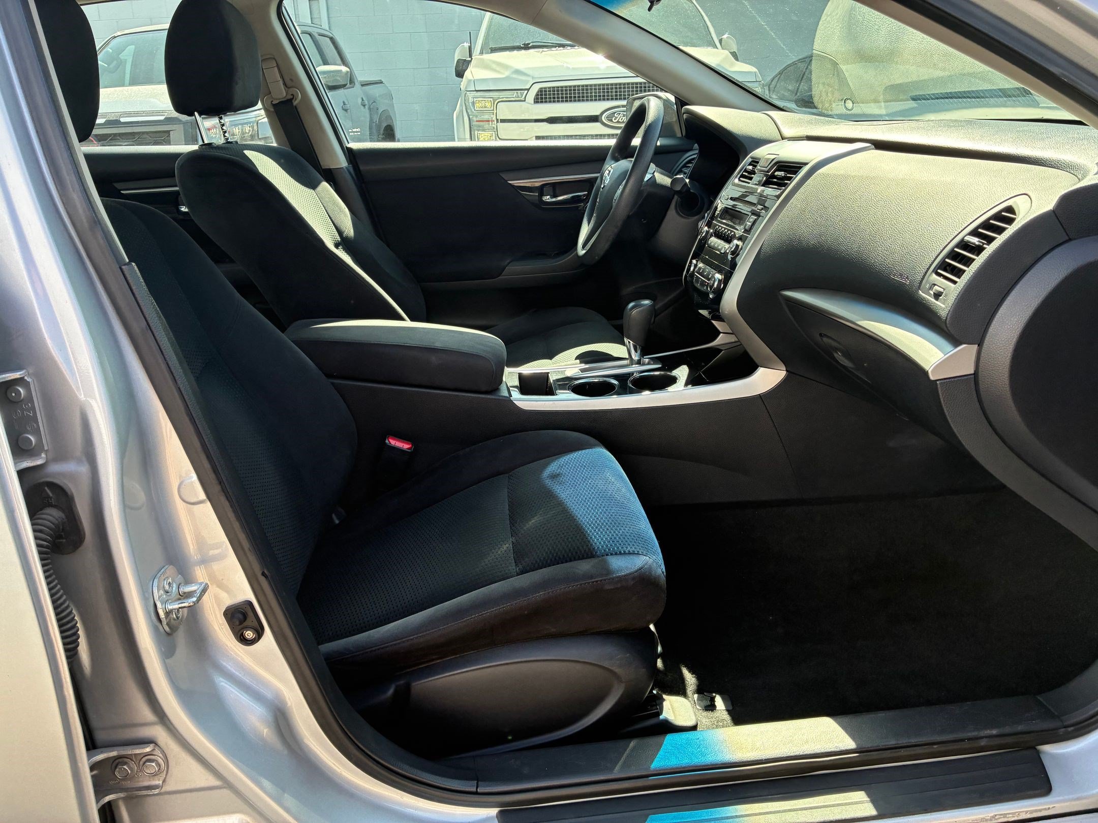 Used 2014 Nissan Altima 2.5 S FWD image 29