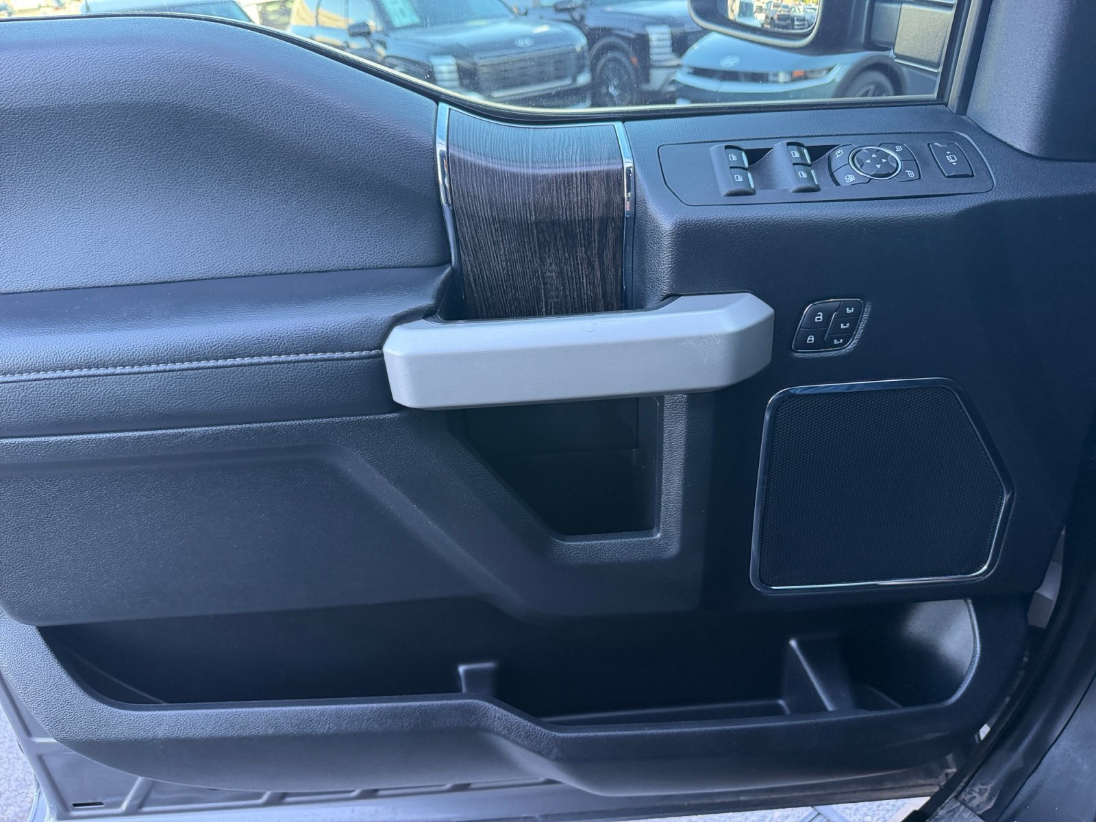 Used 2021 Ford F250 Lariat AWD/4WD image 13