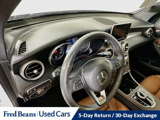 Used 2019 Mercedes-Benz GLC 300 4MATIC image 13