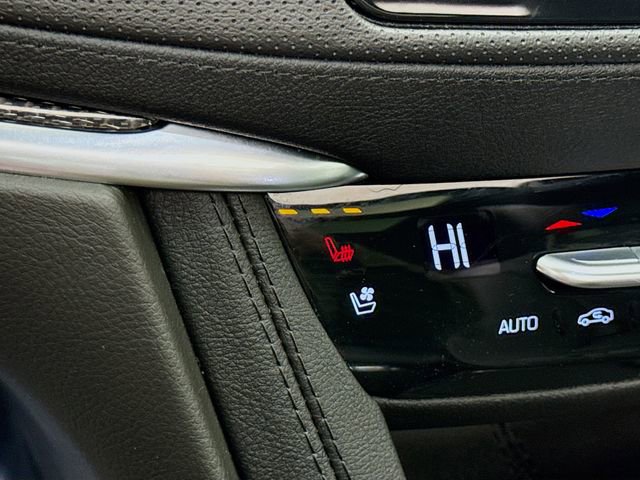 Used 2024 Cadillac XT5 Sportv w/ Technology Package image 23