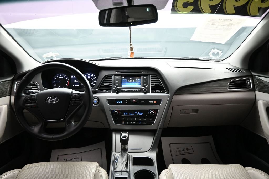 Used 2015 Hyundai Sonata Limited FWD image 12