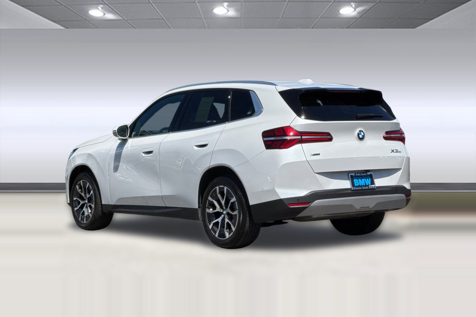 Used 2026 BMW X3 xDrive30i w/ Convenience Package AWD/4WD image 3