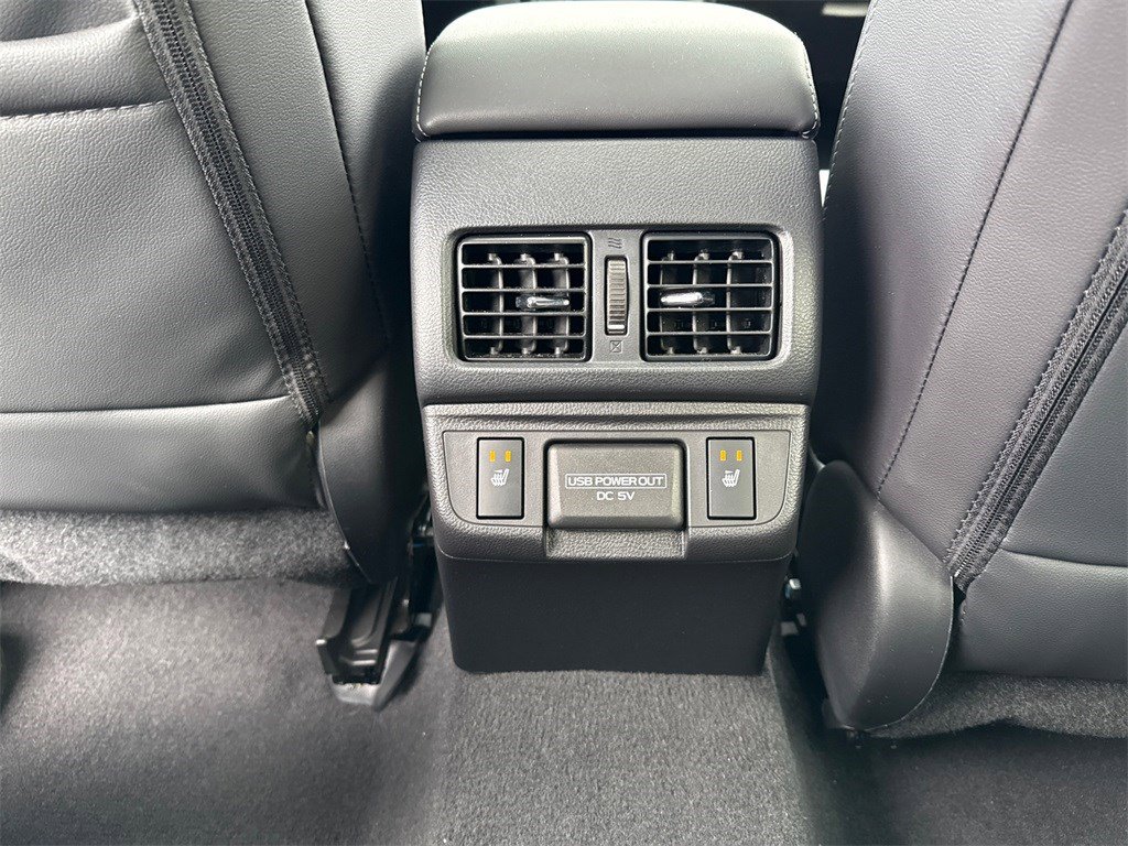 Used 2018 Subaru Outback 3.6R Limited image 18