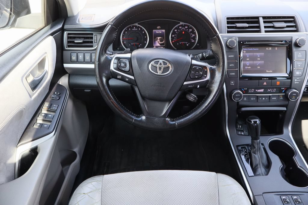 Used 2016 Toyota Camry XSE w/ Advanced Technology Package FWD image 22
