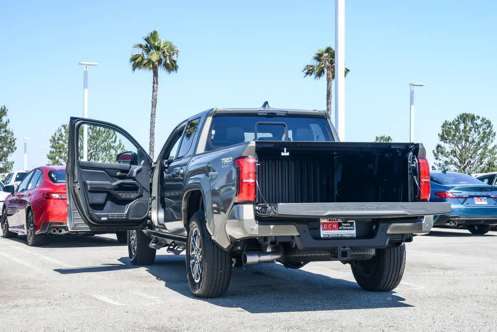 Certified 2025 Toyota Tacoma TRD Sport w/ TRD Sport Premium Package AWD/4WD image 28