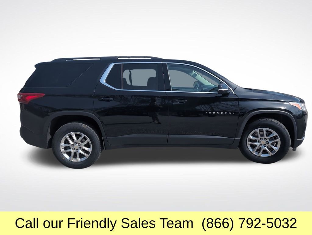 Used 2020 Chevrolet Traverse LT w/ Driver Confidence II Package image 6