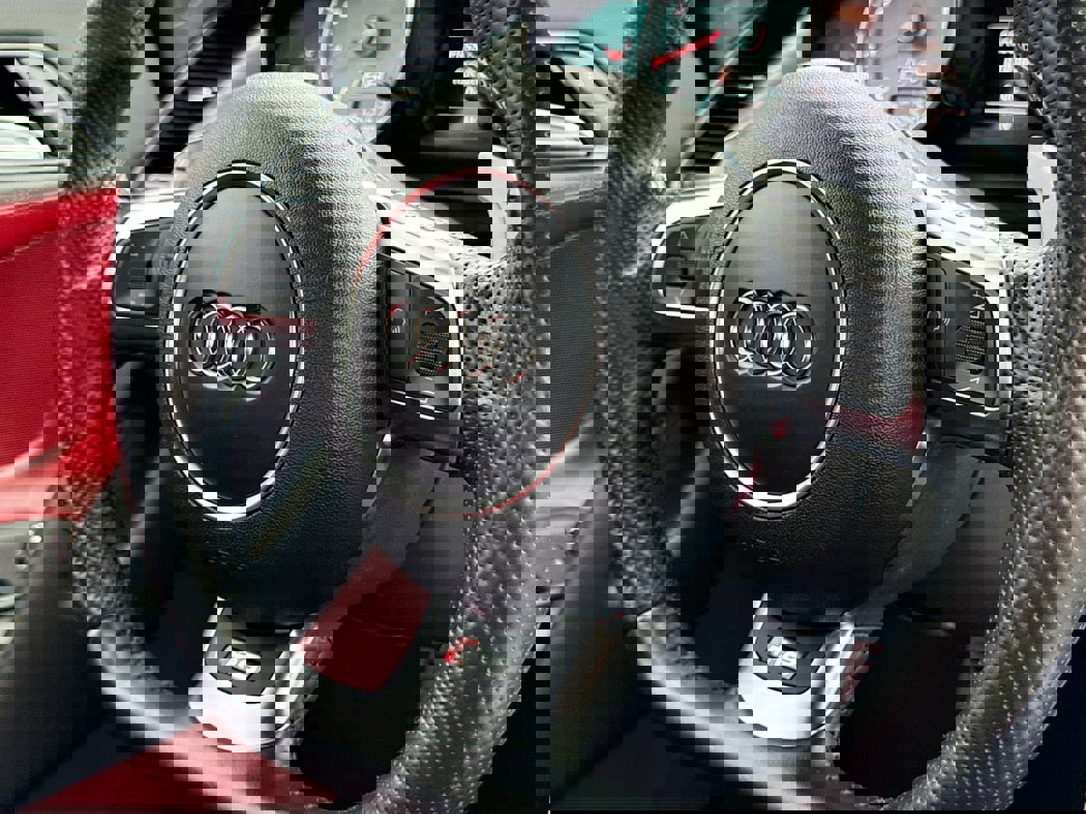 Used 2015 Audi R8 V8 image 30