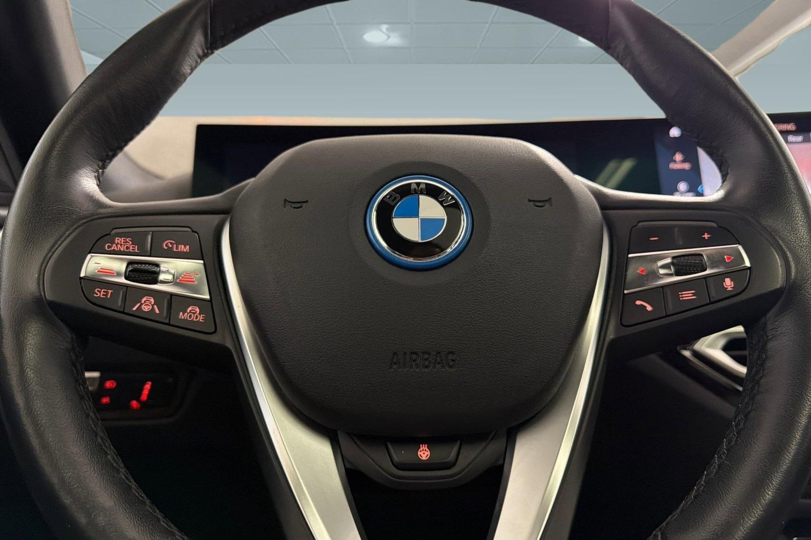 Used 2023 BMW i4 eDrive35 image 18