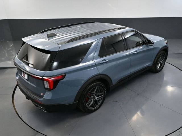 Used 2025 Ford Explorer ST image 63