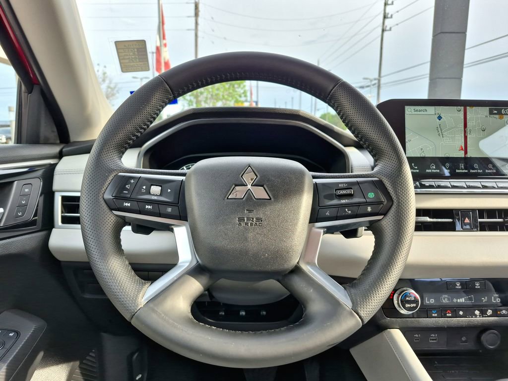 Used 2024 Mitsubishi Outlander SEL FWD image 23