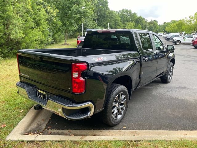 Used 2023 Chevrolet Silverado 1500 LT AWD/4WD image 31