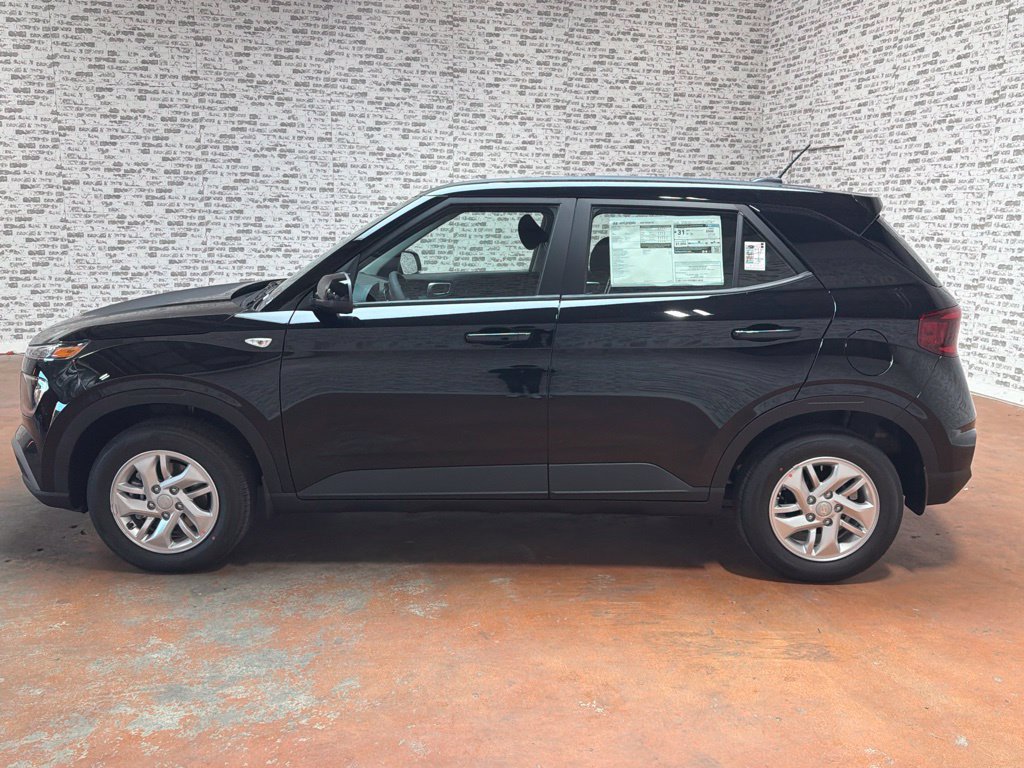 New 2026 Hyundai Venue SE FWD image 4