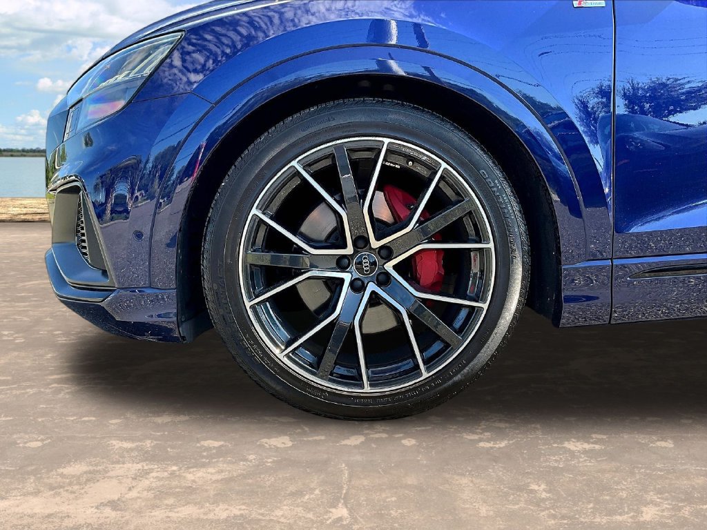 Used 2019 Audi Q8 Prestige w/ Adaptive Chassis Package AWD/4WD image 34