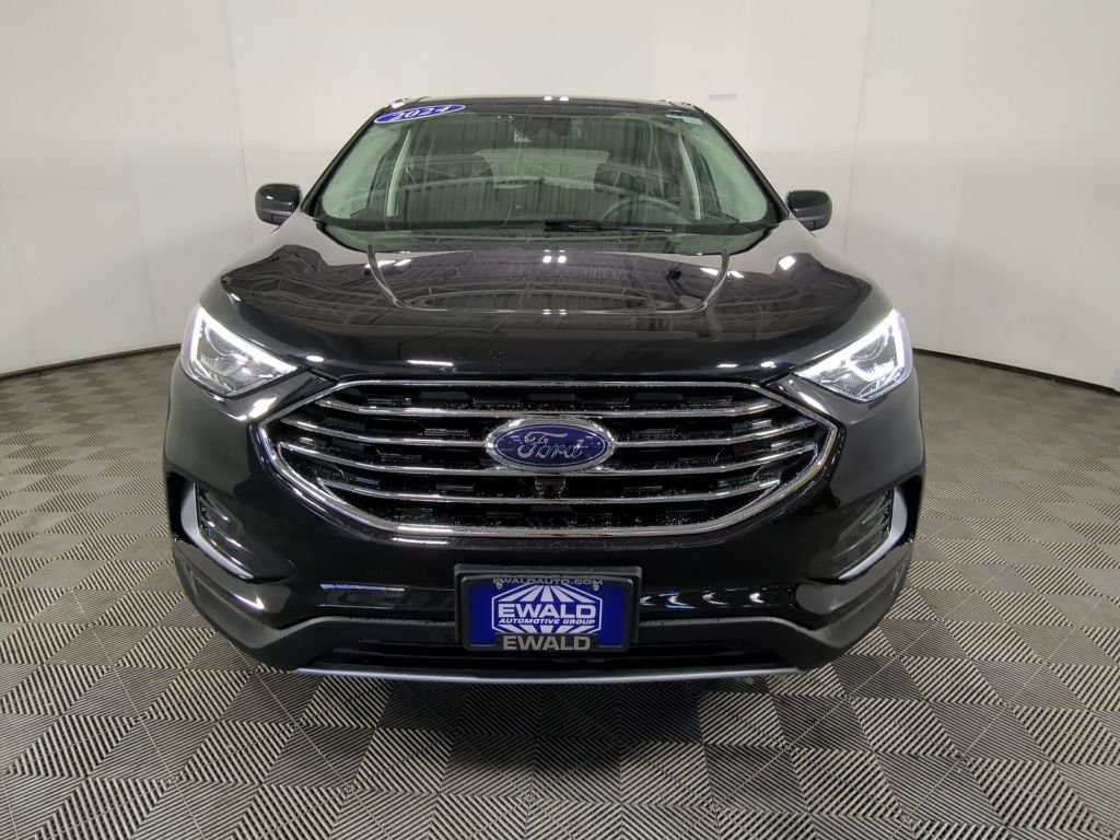 Certified 2024 Ford Edge SEL image 3