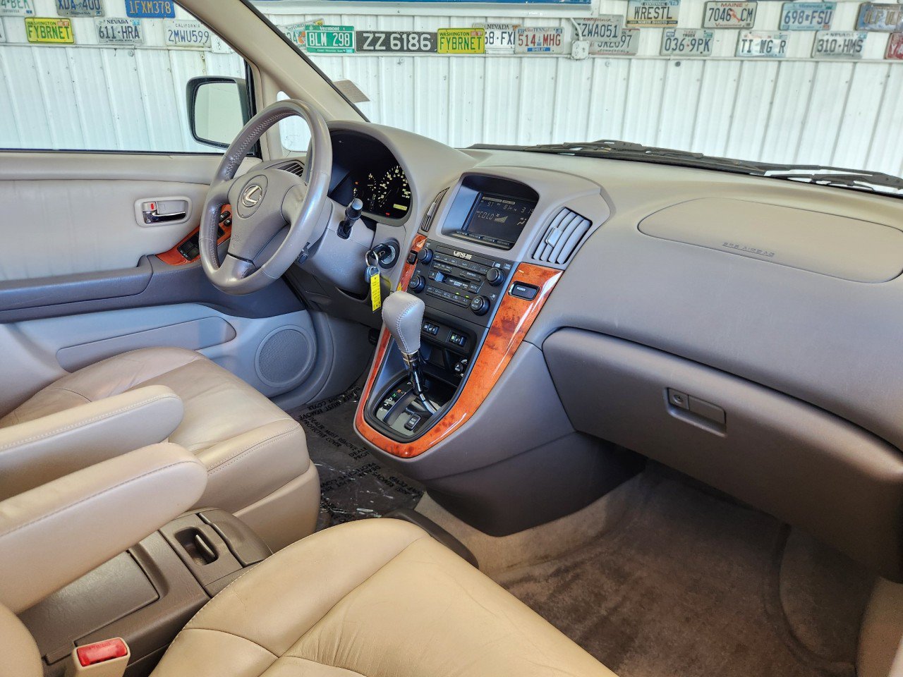 Used 2001 Lexus RX 300 4WD image 2