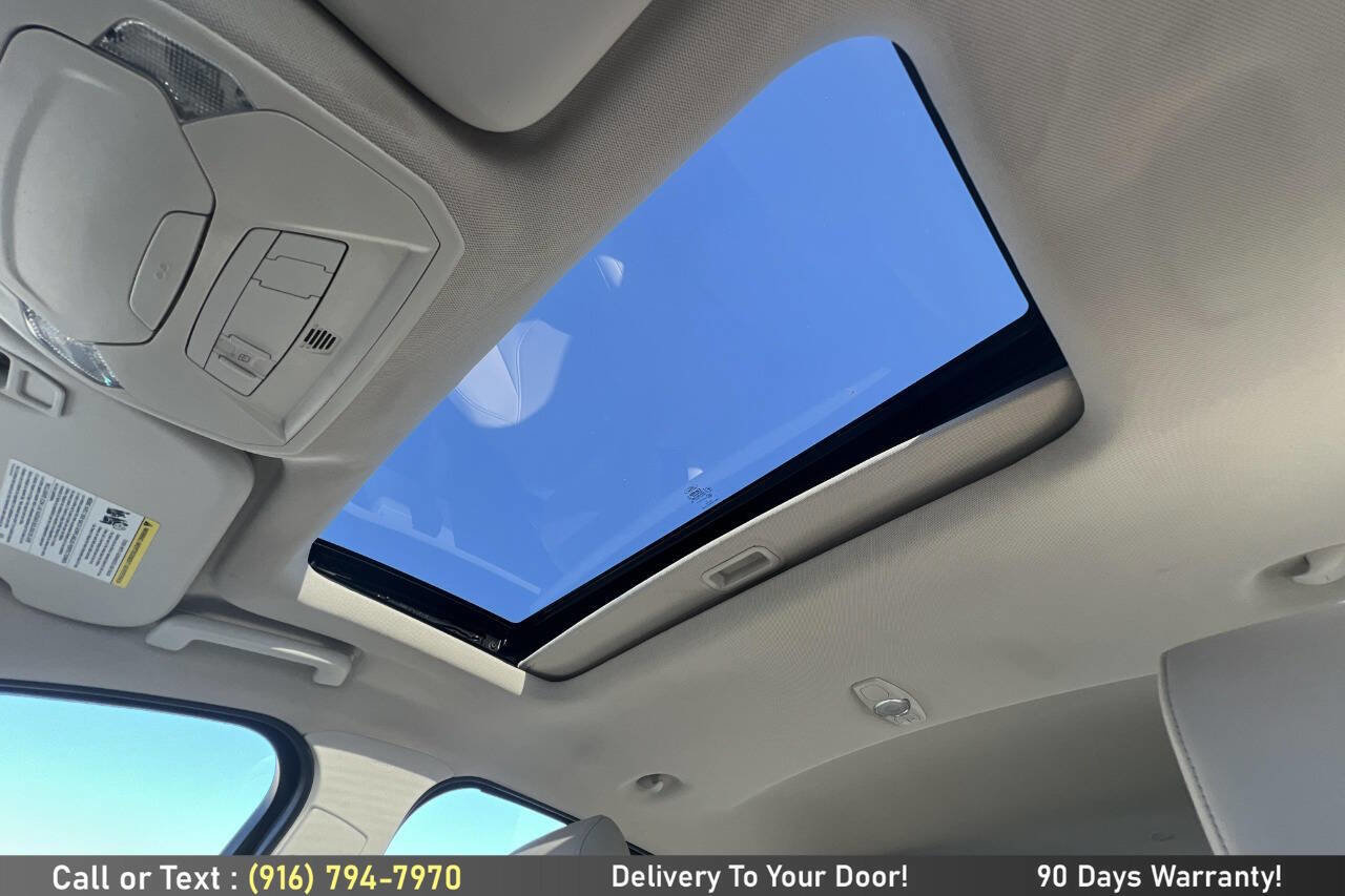 Used 2017 Ford Focus Titanium image 23