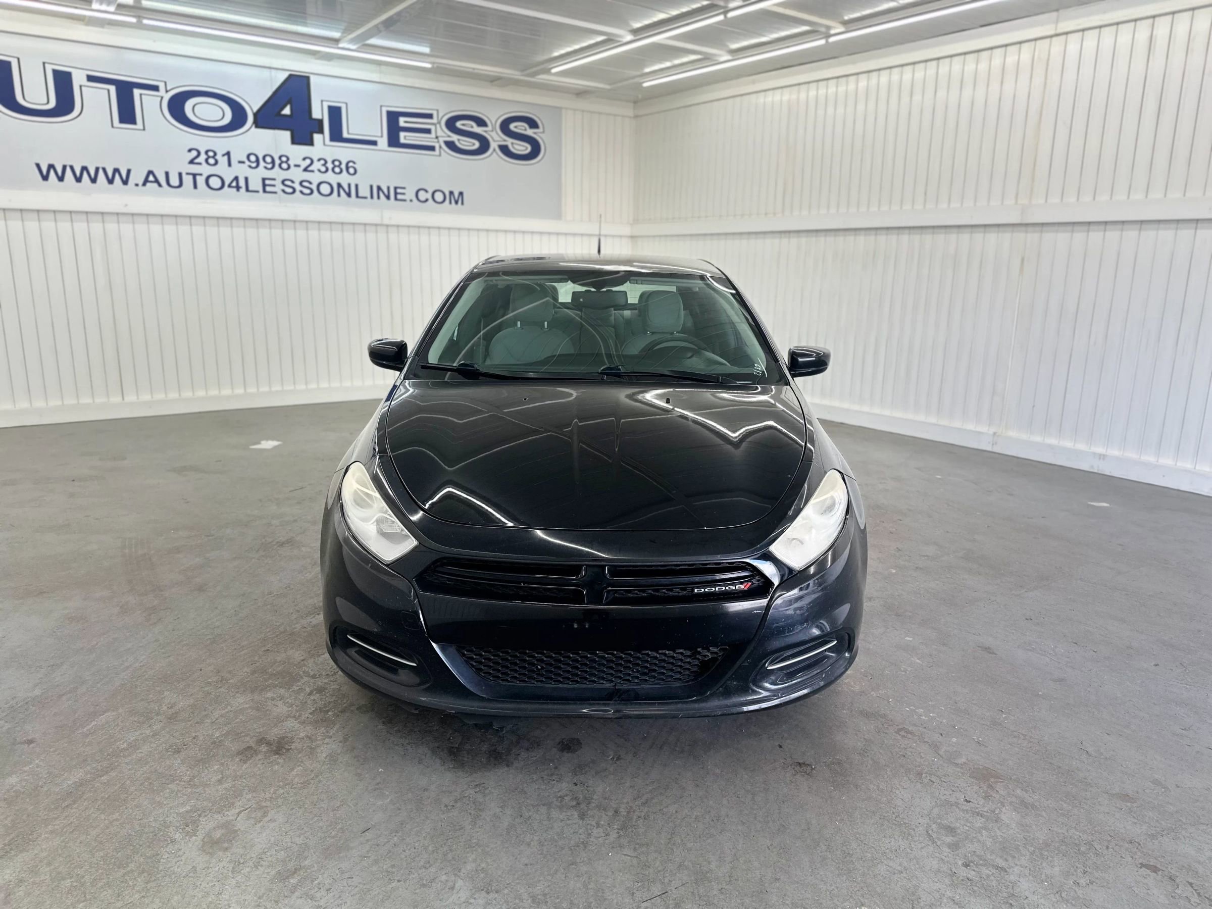Used 2013 Dodge Dart SXT image 2