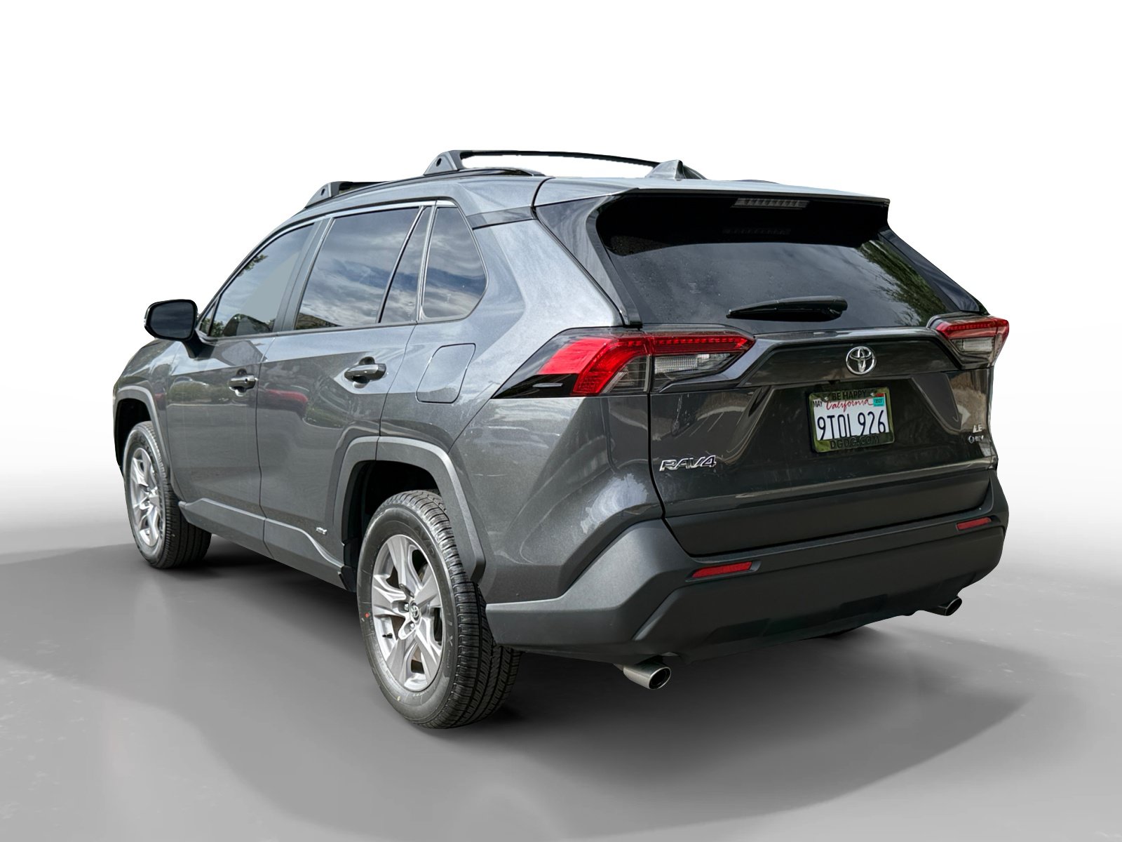 Used 2025 Toyota RAV4 LE AWD/4WD image 3