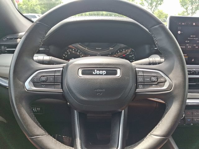Used 2023 Jeep Compass Limited AWD/4WD image 19