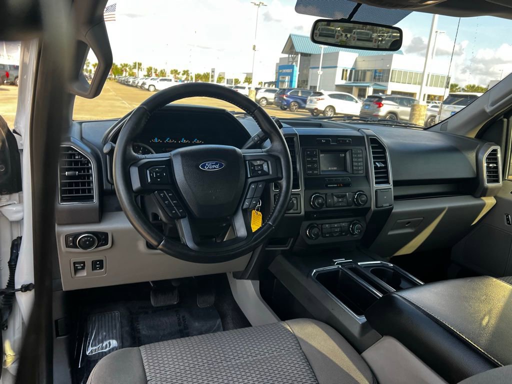 Used 2017 Ford F150 XLT w/ Equipment Group 301A Mid image 25