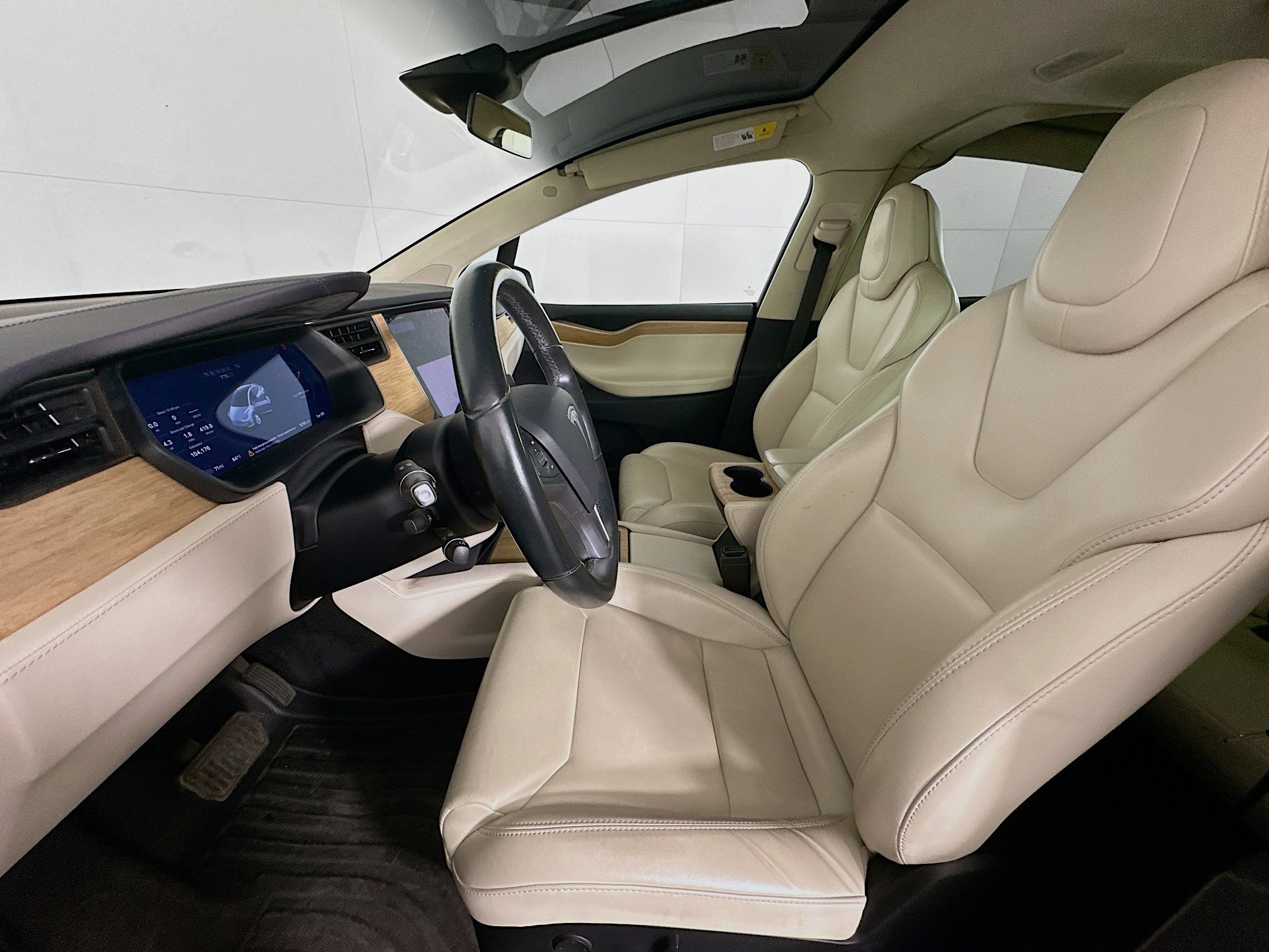 Used 2018 Tesla Model X 75D AWD/4WD image 13