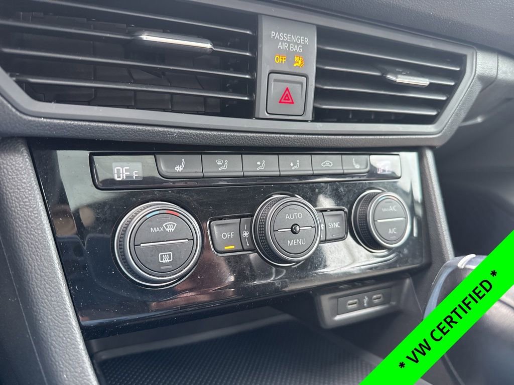 Certified 2020 Volkswagen Jetta R-Line image 23