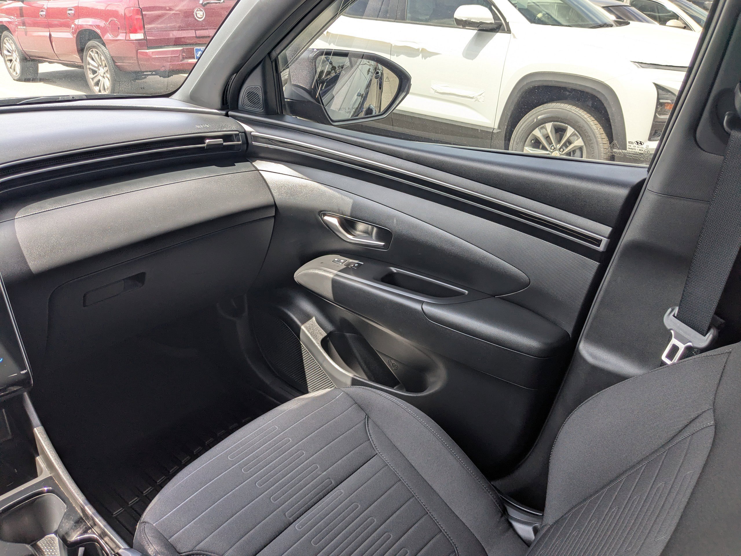 Used 2023 Hyundai Santa Cruz SEL Premium w/ Launch Package AWD/4WD image 16