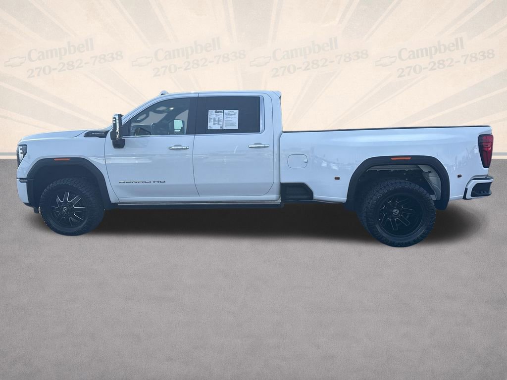 Used 2024 GMC Sierra 3500 Denali Ultimate image 2