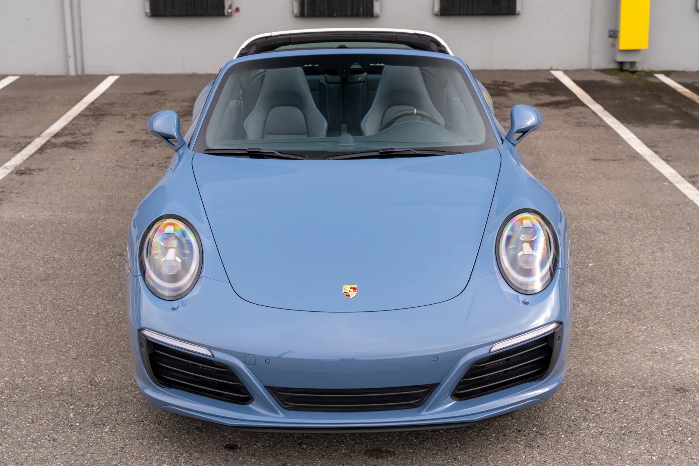 Used 2017 Porsche 911 Targa 4S AWD/4WD image 13