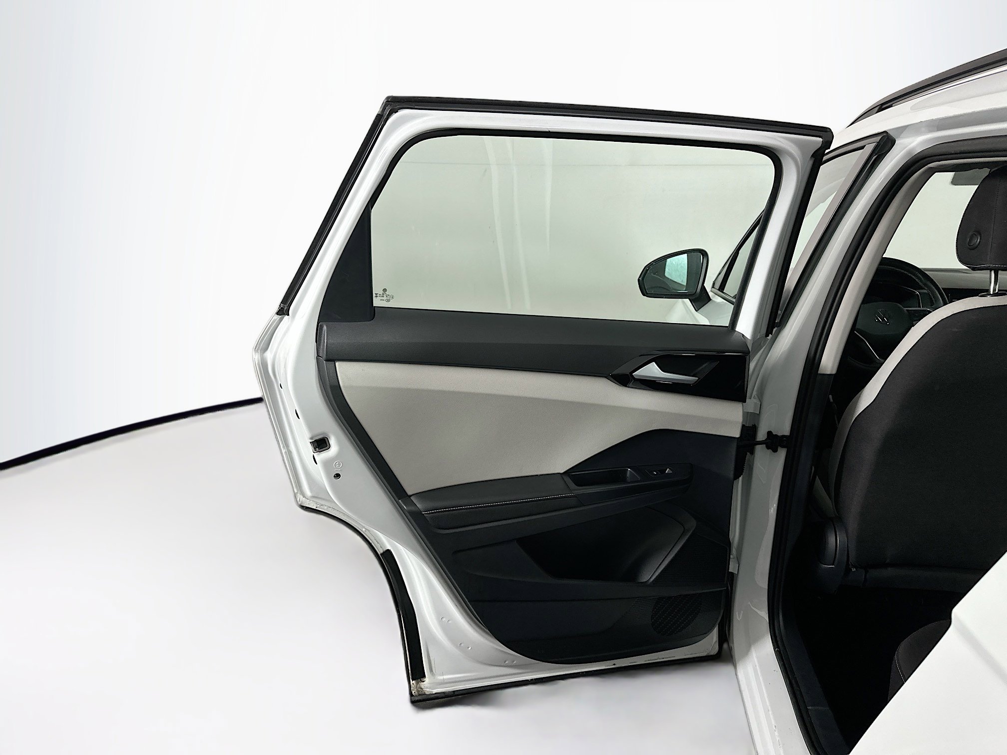 Used 2025 Volkswagen Taos S image 25