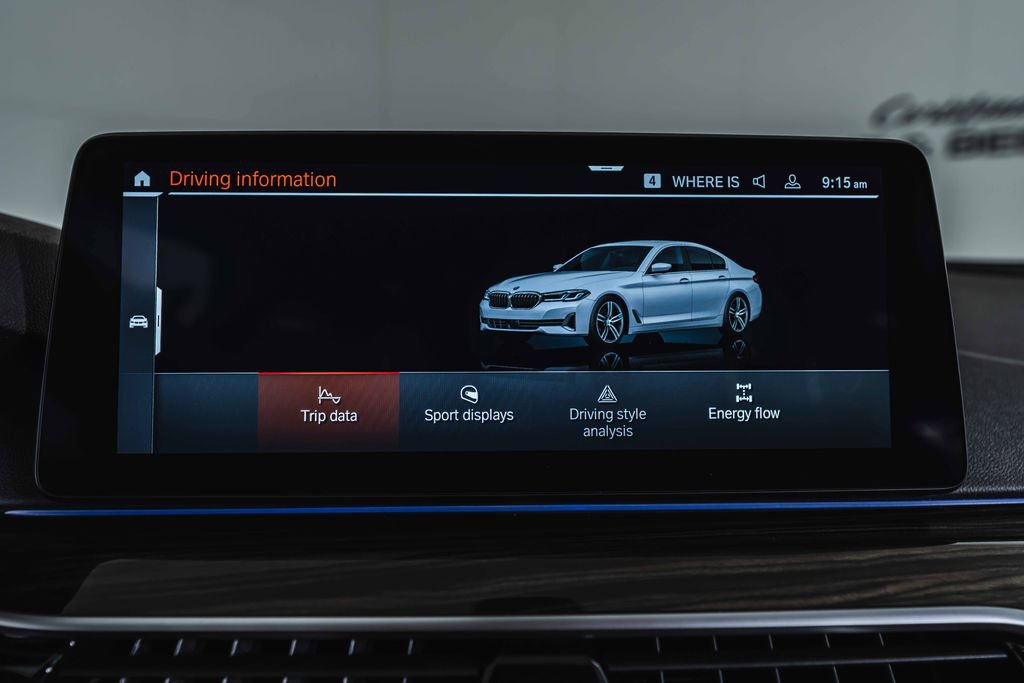 Used 2023 BMW 540i w/ Premium Package image 28