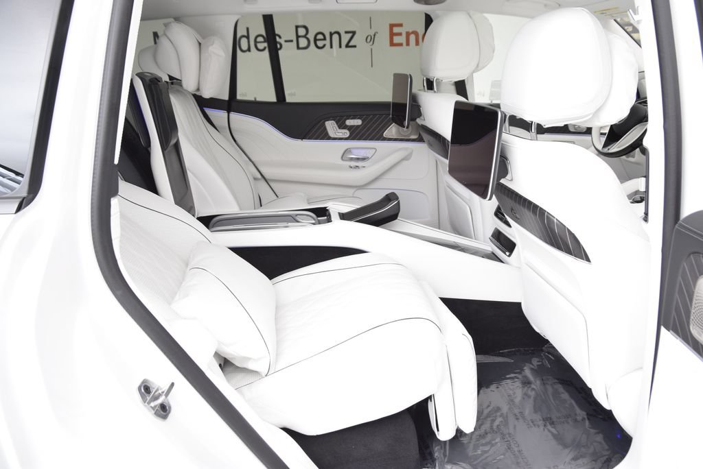 Used 2026 Mercedes-Benz Maybach GLS 600 4MATIC image 18