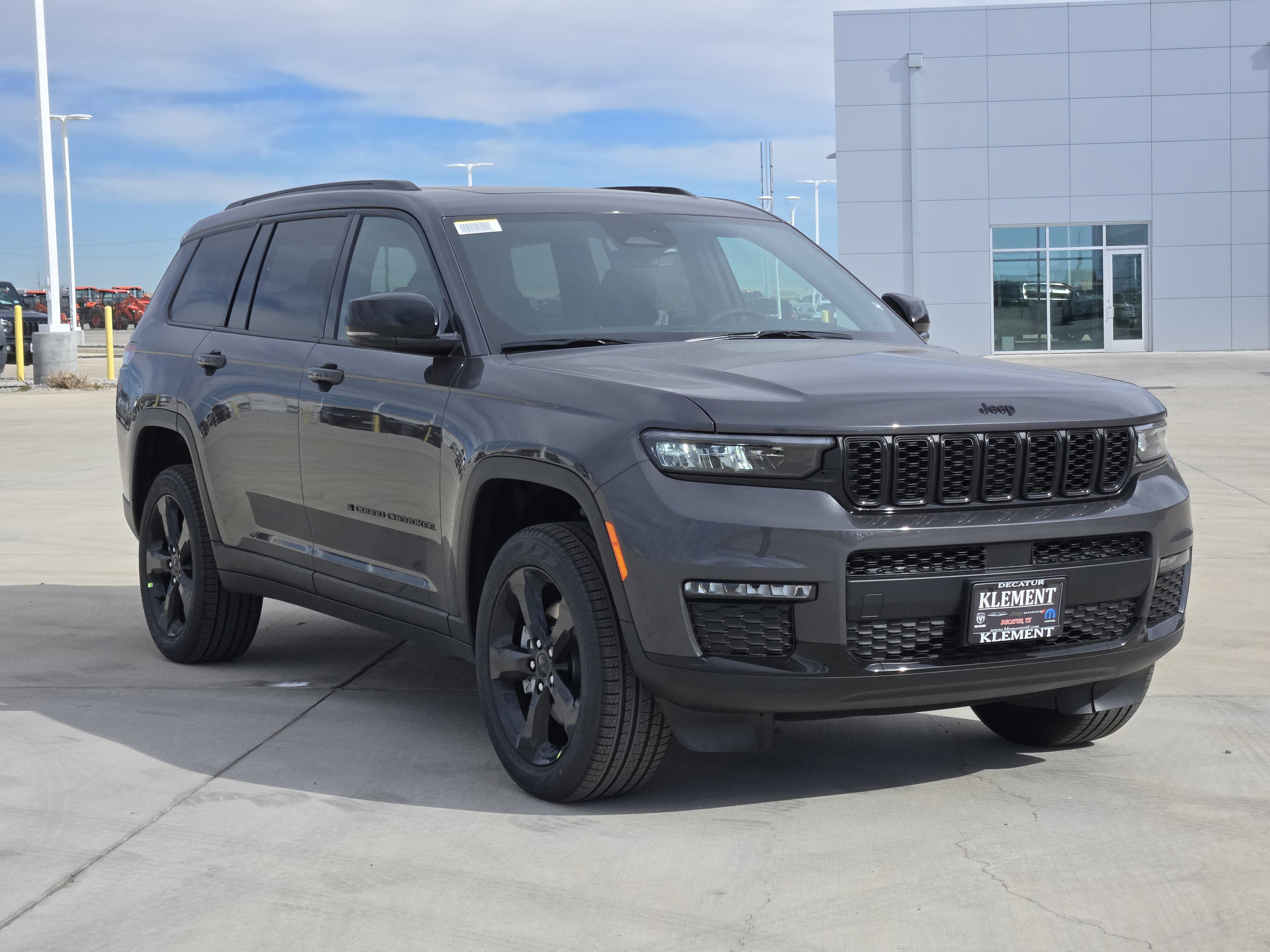 New 2025 Jeep Grand Cherokee L Limited w/ Black Appearance Package image 3