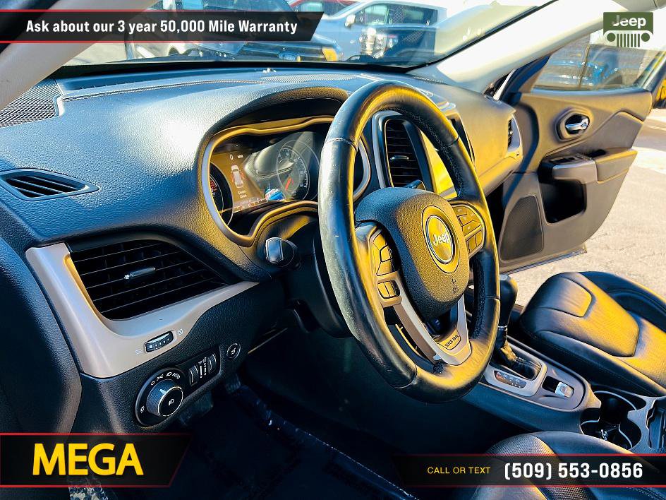 Used 2017 Jeep Cherokee Limited w/ Luxury Group image 15