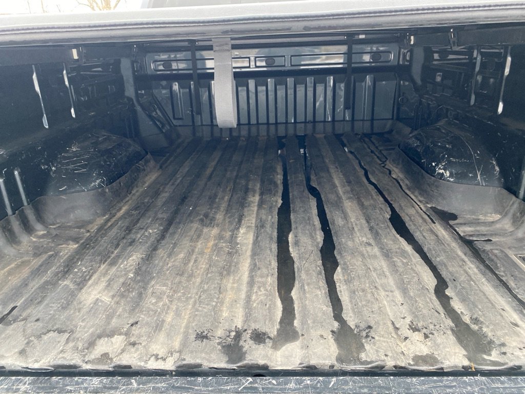 Used 2017 GMC Canyon SLT image 21