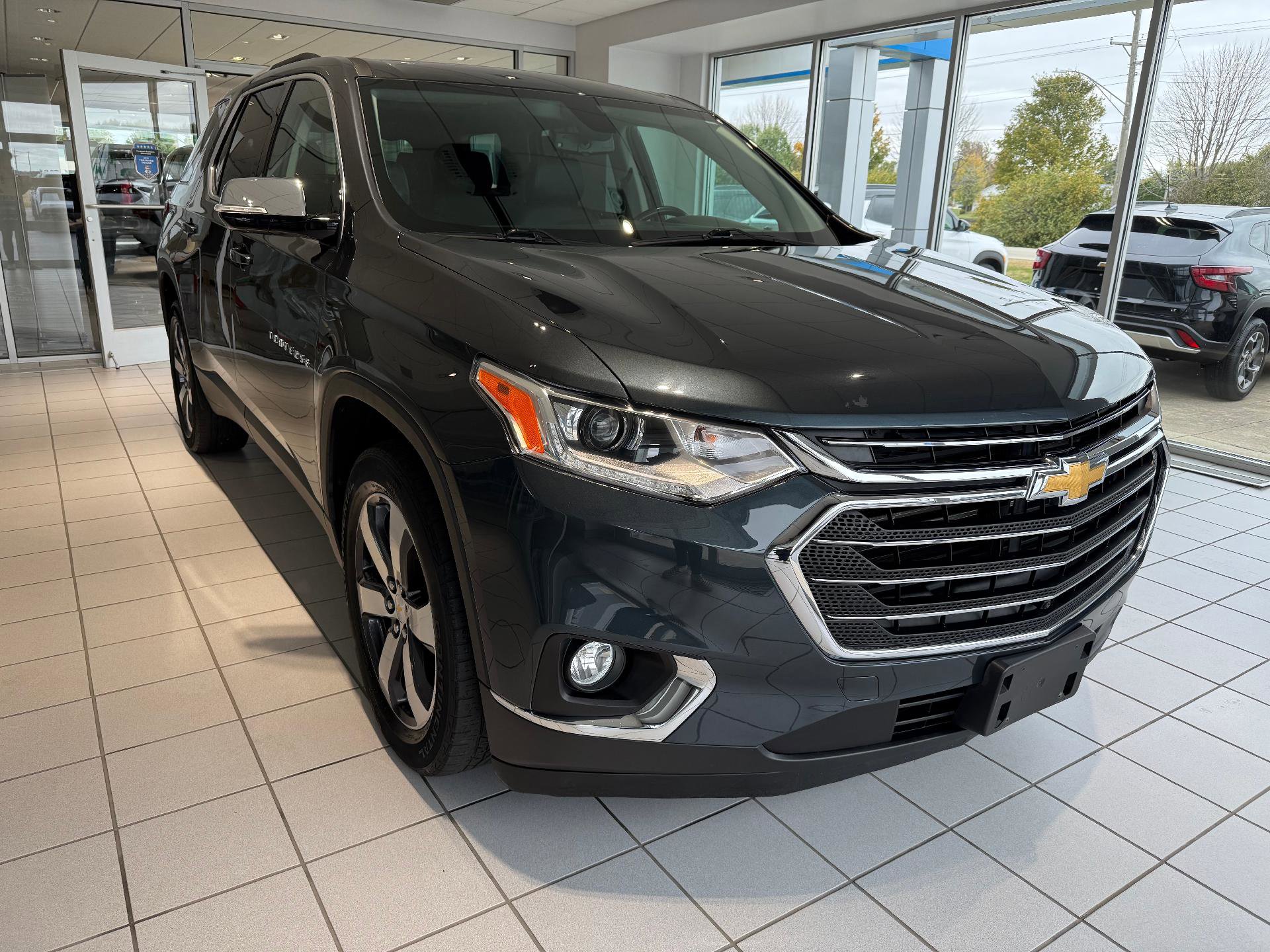 Used 2018 Chevrolet Traverse LT