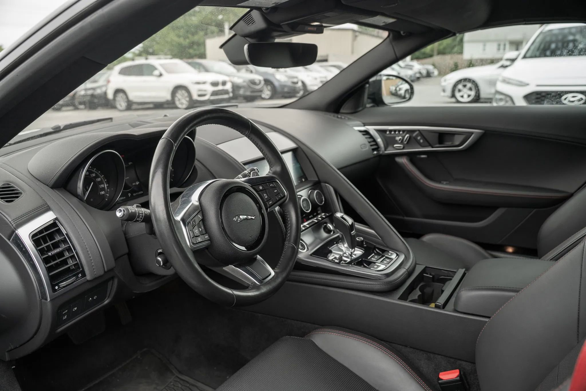 Used 2020 Jaguar F-TYPE R-Dynamic AWD/4WD image 10