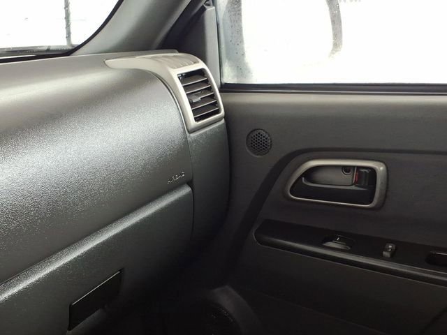 Used 2005 GMC Canyon SLE image 23