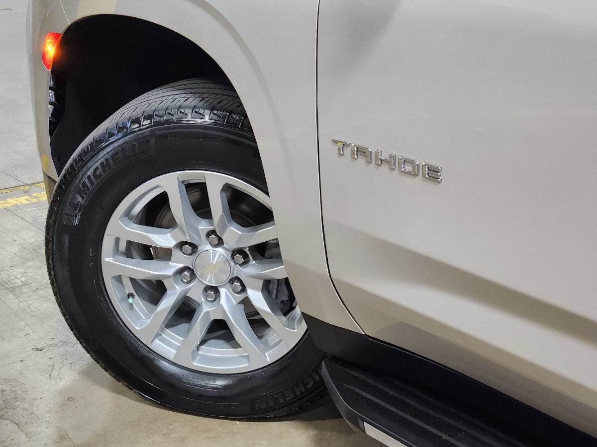 Used 2023 Chevrolet Tahoe LT w/ Luxury Package AWD/4WD image 23