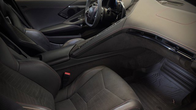 Used 2023 Chevrolet Corvette Stingray Premium Cpe w/ Z51 Performance Package image 13