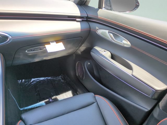 Used 2026 Genesis GV70 3.5T Sport Advanced AWD/4WD image 12