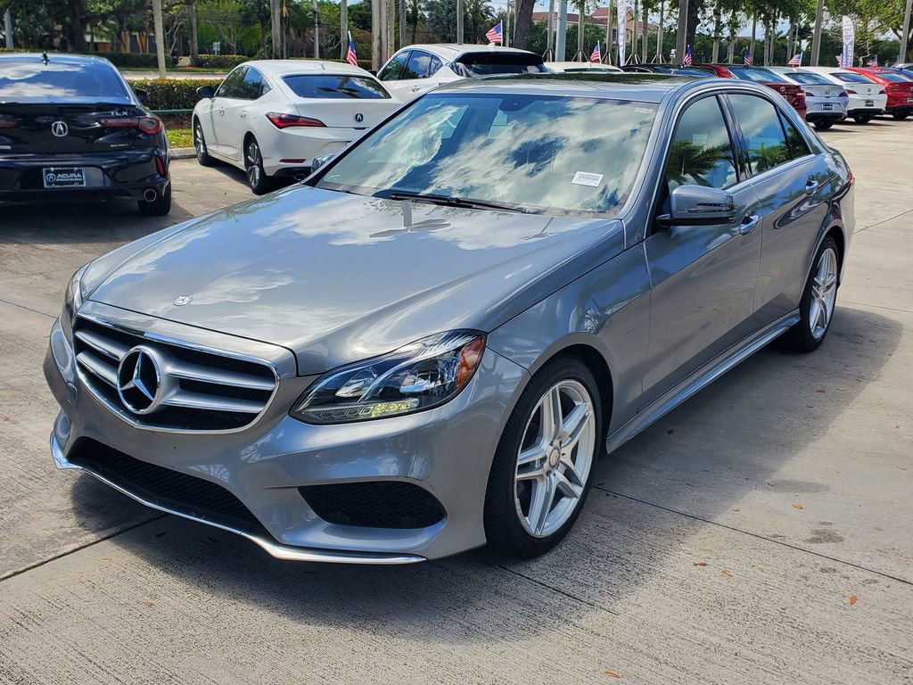 Used 2014 Mercedes-Benz E 350 4MATIC Sedan image 3