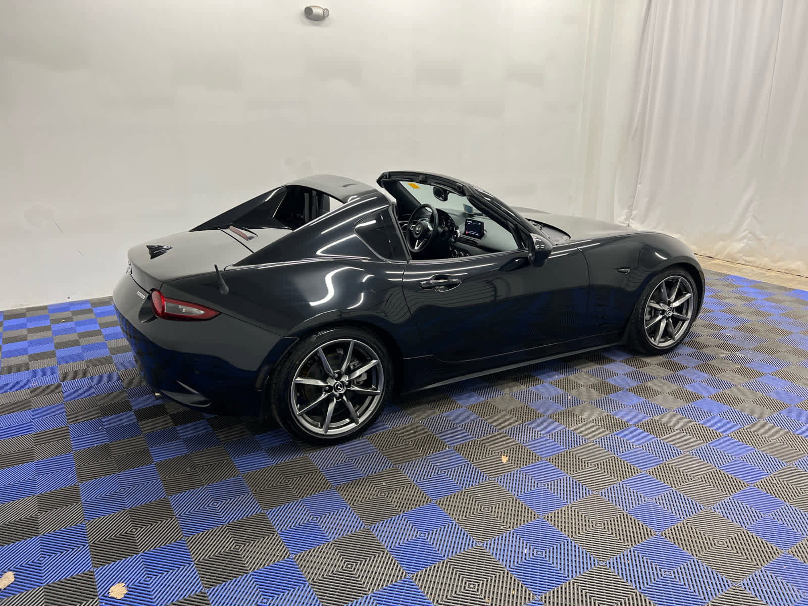Used 2021 MAZDA MX-5 Miata RF Grand Touring image 34