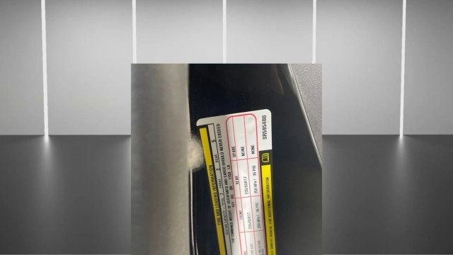 Used 2025 Chrysler Pacifica Select FWD image 24