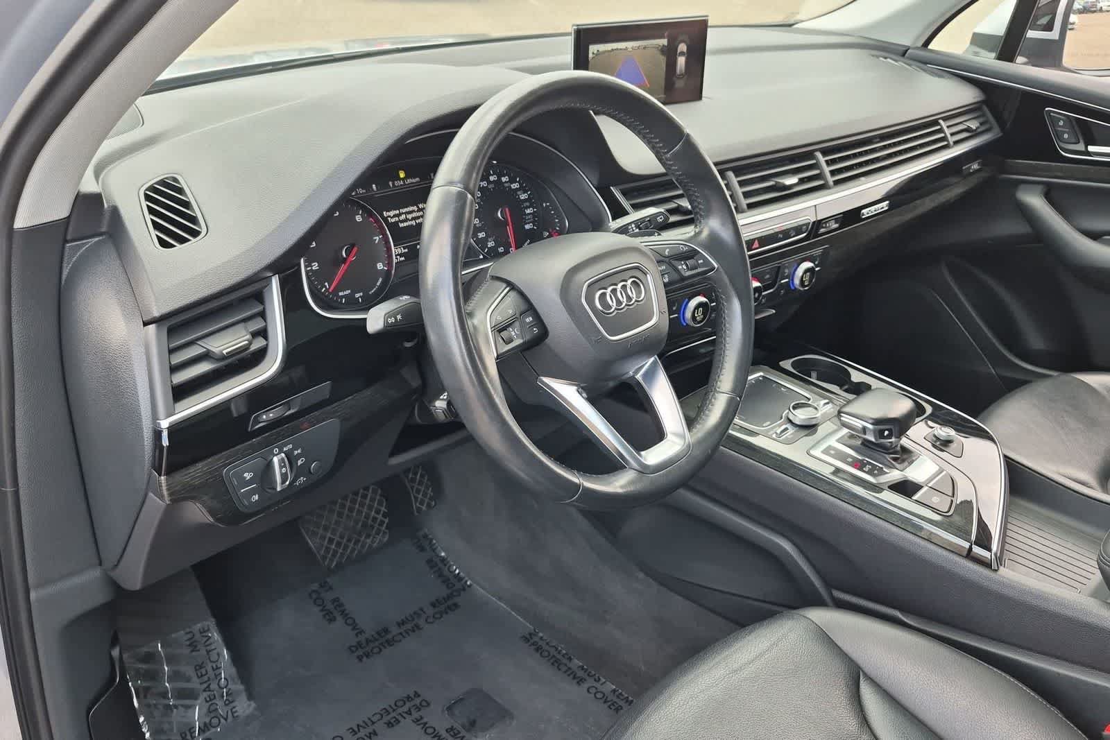 Used 2019 Audi Q7 3.0T Premium w/ Convenience Package AWD/4WD image 2