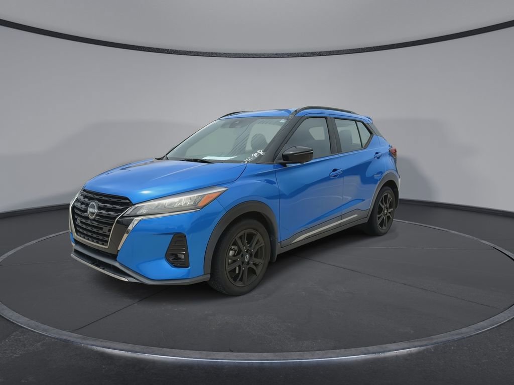 Used 2022 Nissan Kicks SR image 4