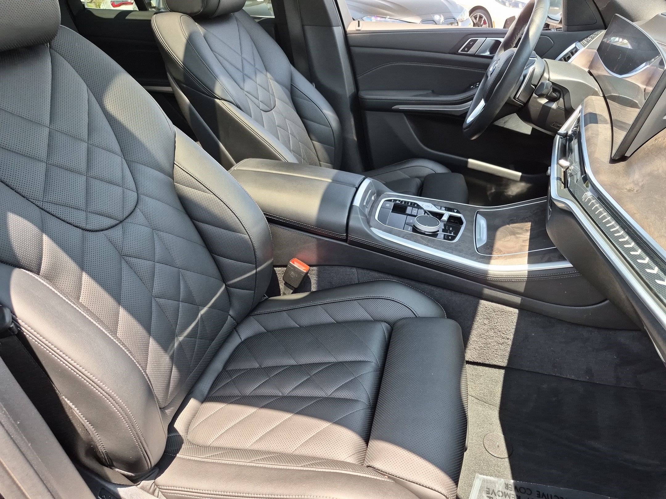 Used 2024 BMW X5 xDrive40i w/ Parking Assistance Package AWD/4WD image 35