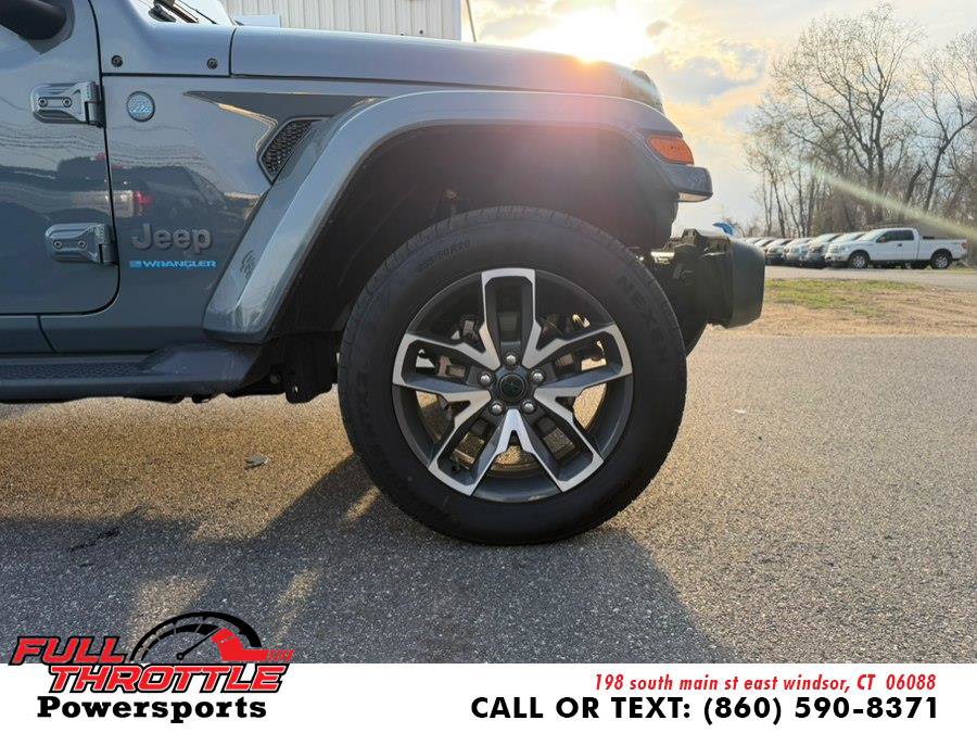 Used 2024 Jeep Wrangler Unlimited w/ Convenience Group image 28